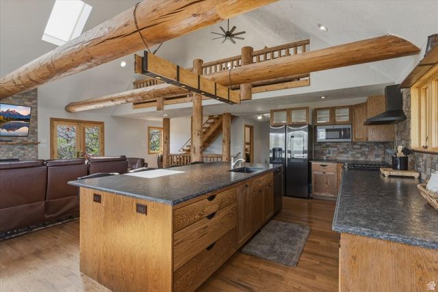 966 MORNING SIDE LN, Eden, UT 84310