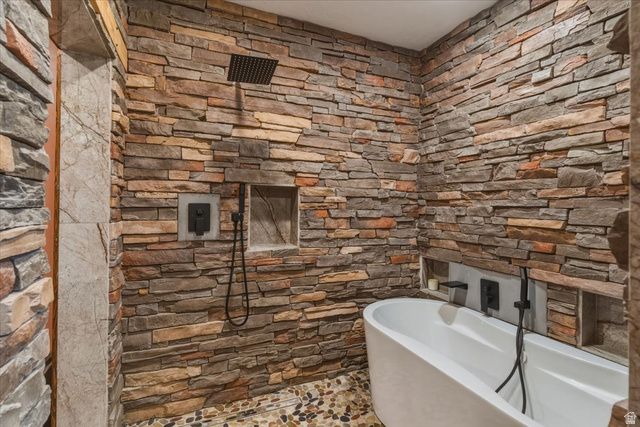 966 MORNING SIDE LN, Eden, UT 84310