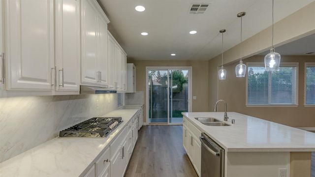 4212 Gabriel Way, Modesto, CA 95356