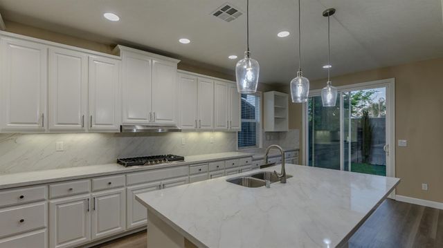 4212 Gabriel Way, Modesto, CA 95356