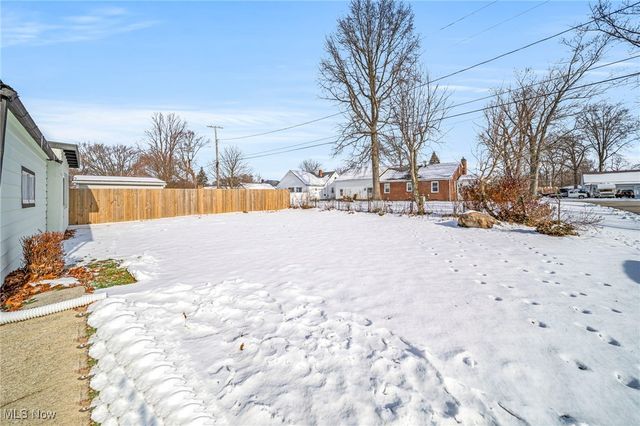 3044 Columbus Avenue, Ashtabula, OH 44004