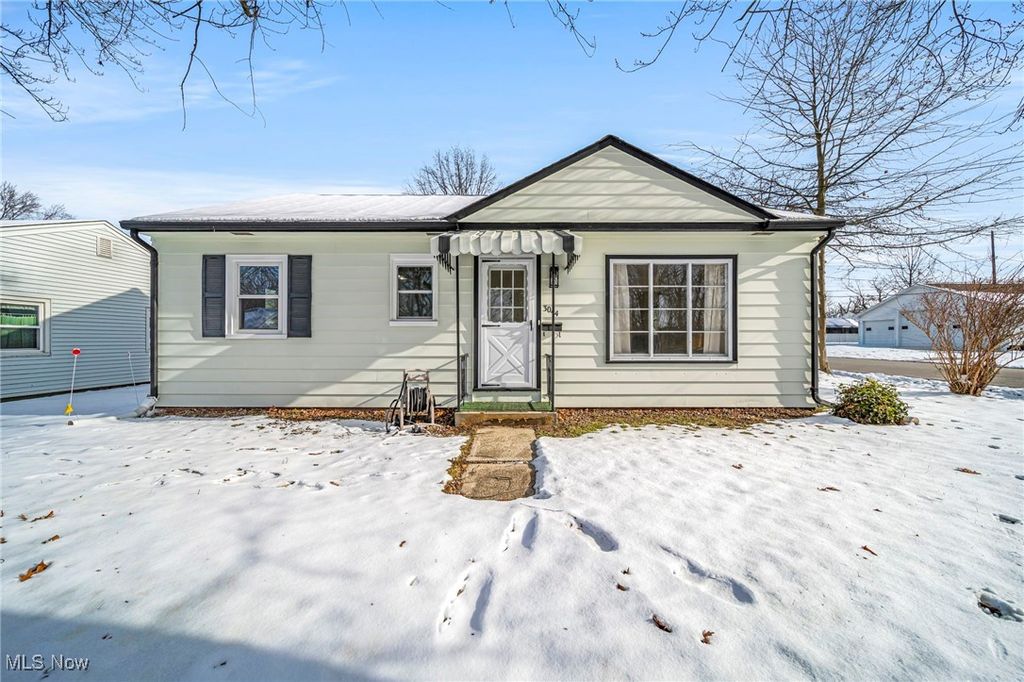 3044 Columbus Avenue, Ashtabula, OH 44004