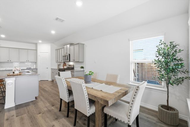2933 Pinecrest Drive, Aubrey, TX 76227