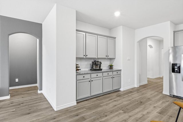 2933 Pinecrest Drive, Aubrey, TX 76227