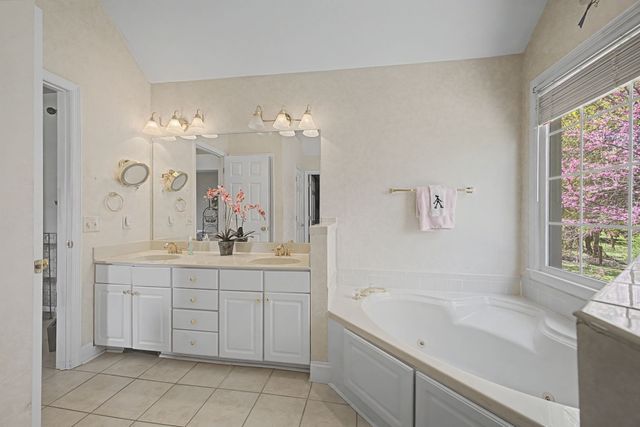 5716 Chadwick Ln, Brentwood, TN 37027