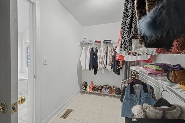 5716 Chadwick Ln, Brentwood, TN 37027