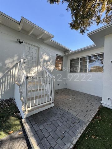 5353 SW 6th St -, Miami, FL 33134