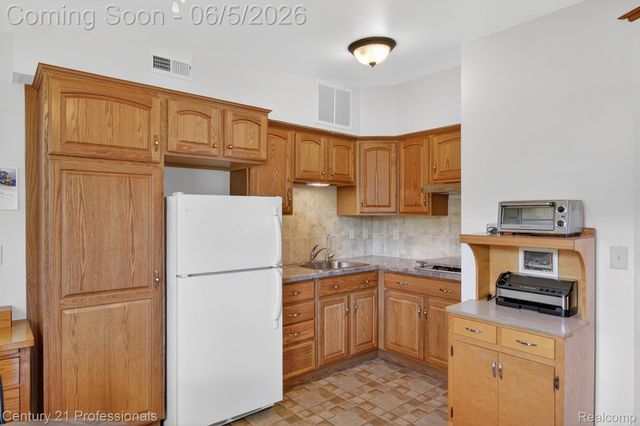 28745 Avondale Street, Inkster, MI 48141