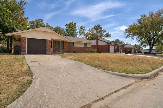 740 Butler Street, Moore, OK 73160