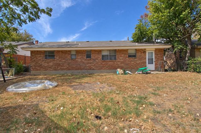 740 Butler Street, Moore, OK 73160