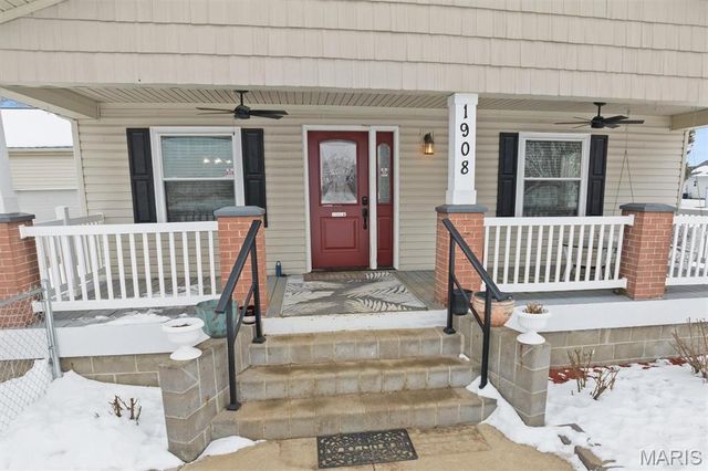 1908 Ridge Avenue, Greenville, IL 62246