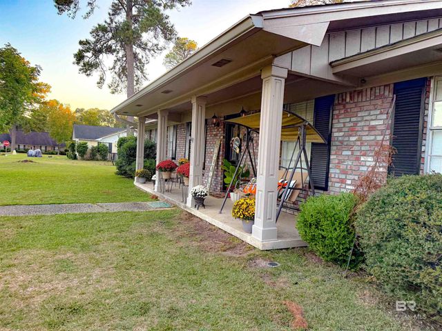 2103 Wildwood Drive, Brewton, AL 36426