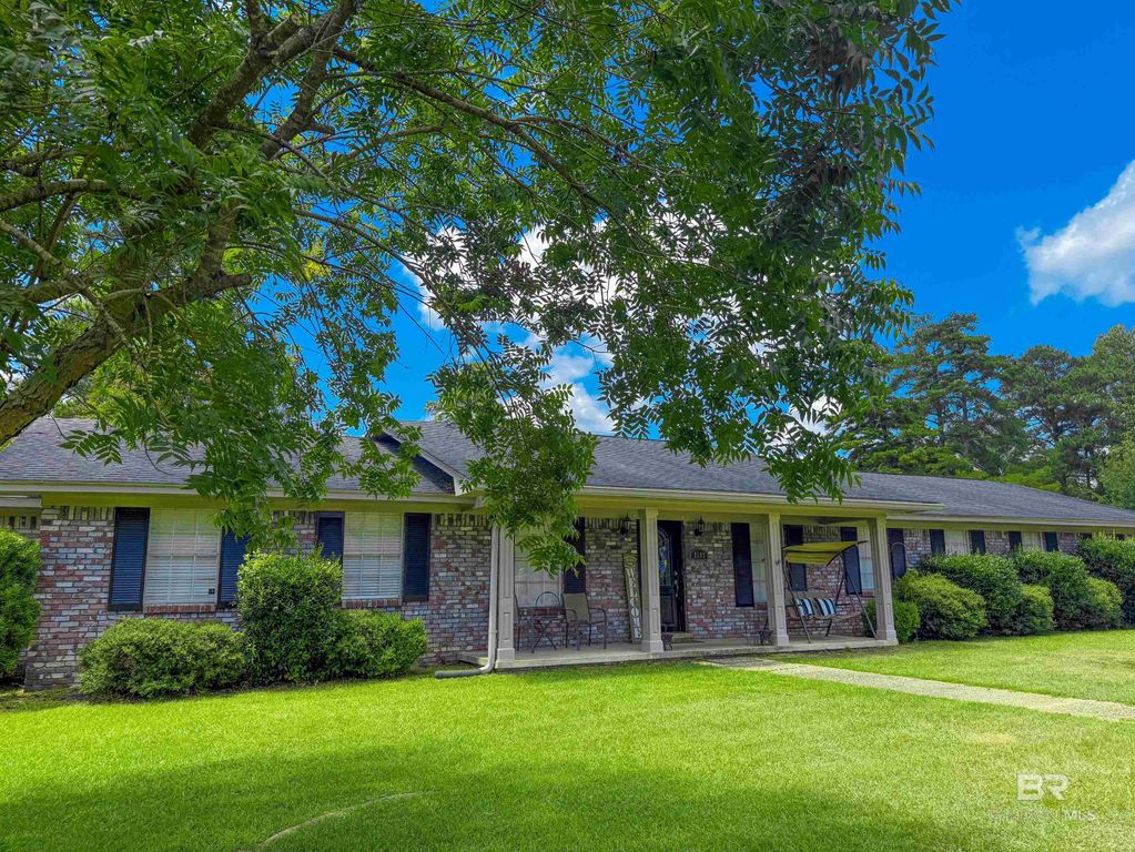 2103 Wildwood Drive, Brewton, AL 36426