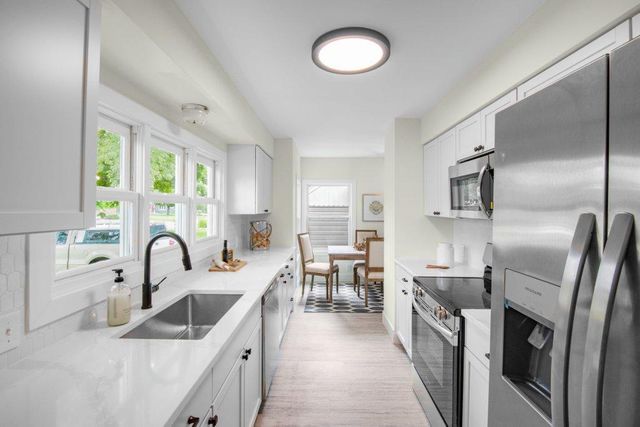 8716 Elliot Avenue S, Bloomington, MN 55420