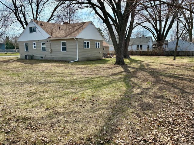 8716 Elliot Avenue S, Bloomington, MN 55420