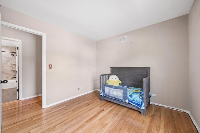 6155 Ivy Drive, Lisle, IL 60532