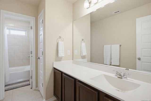 2038 Chelsea Grv, New Braunfels, TX 78130