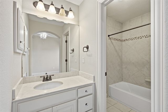 4012 Glenhurst Lane, Frisco, TX 75033