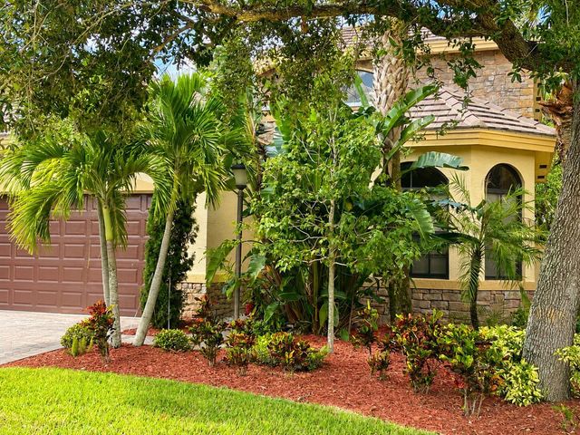 10341 Medicis Place, Wellington, FL 33449