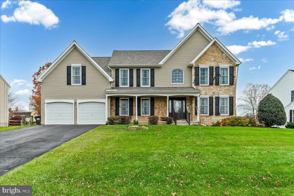 833 SLATE HILL DR, Oxford, PA 19363