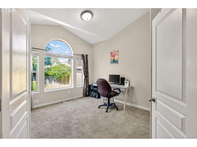 5440 Se OGDEN St, Portland, OR 97206