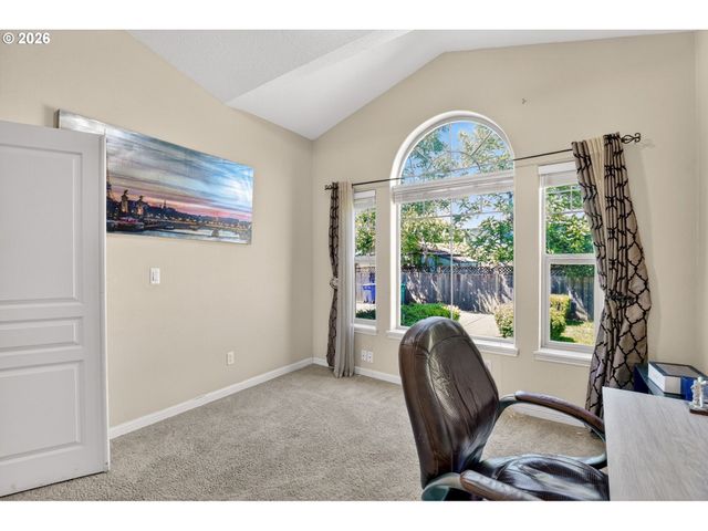 5440 Se OGDEN St, Portland, OR 97206