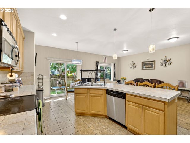 5440 Se OGDEN St, Portland, OR 97206