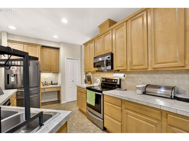 5440 Se OGDEN St, Portland, OR 97206