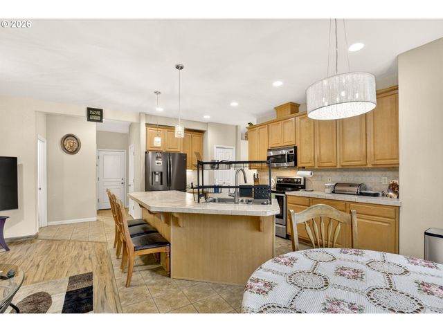 5440 Se OGDEN St, Portland, OR 97206