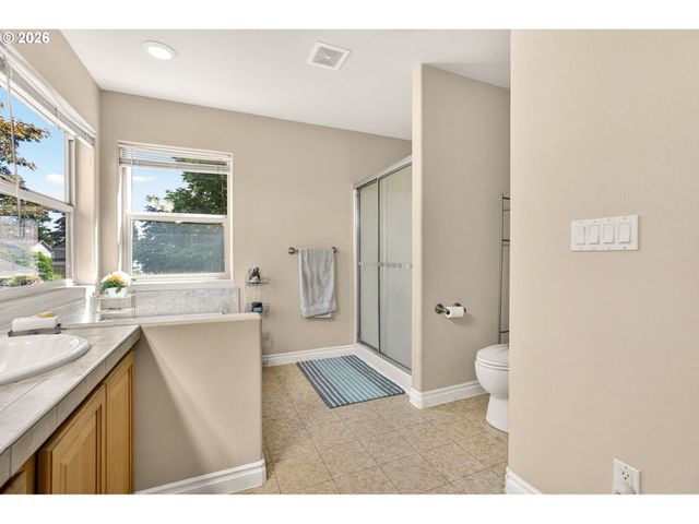 5440 Se OGDEN St, Portland, OR 97206