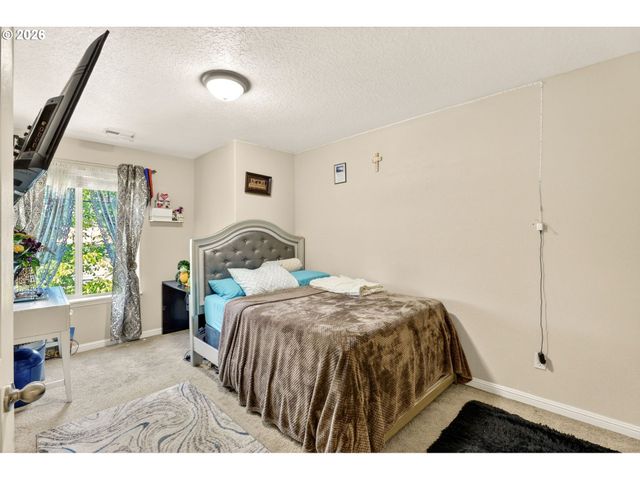 5440 Se OGDEN St, Portland, OR 97206