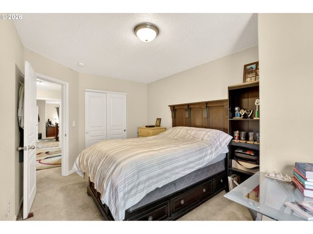 5440 Se OGDEN St, Portland, OR 97206