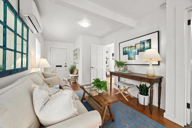 302 Laurel Street, Santa Cruz, CA 95060