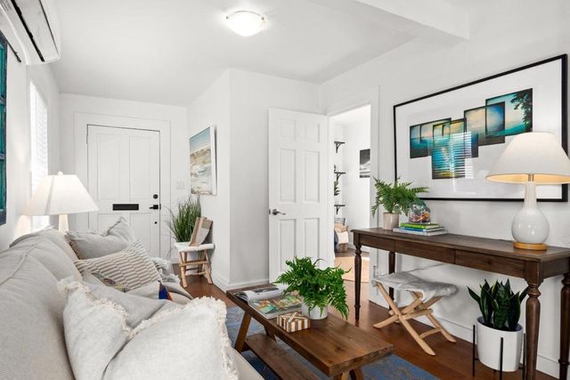 302 Laurel Street, Santa Cruz, CA 95060