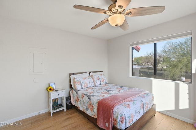 5757 W EUGIE Avenue 2062, Glendale, AZ 85304