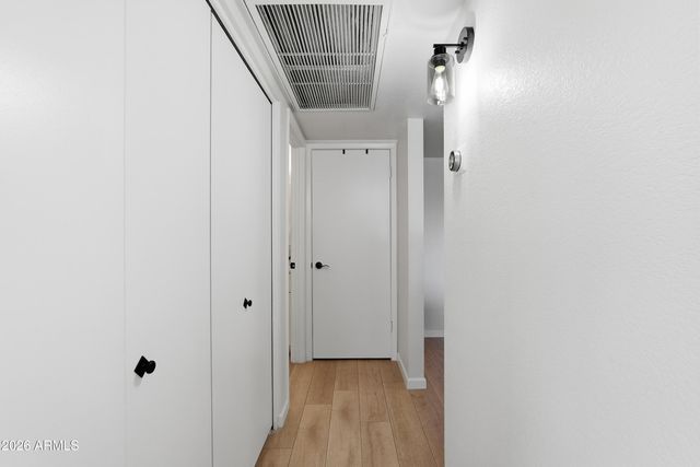 5757 W EUGIE Avenue 2062, Glendale, AZ 85304