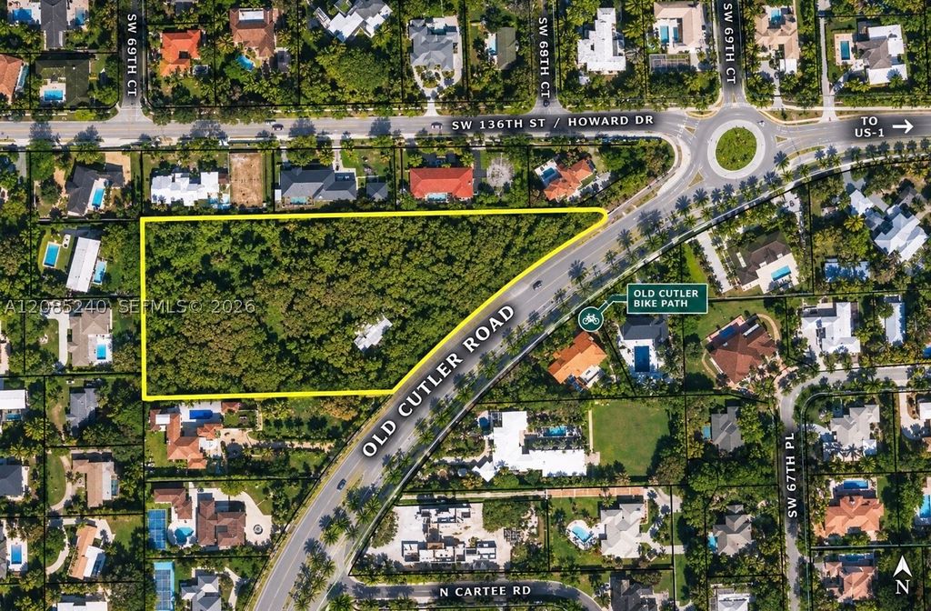 13650 Old Cutler Rd, Palmetto Bay, FL 33158