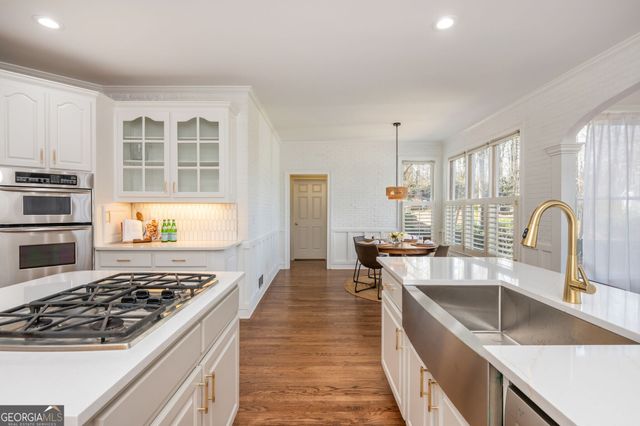 465 Abbeywood Drive, Roswell, GA 30075