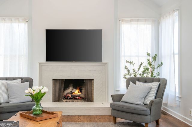 465 Abbeywood Drive, Roswell, GA 30075