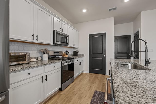 3343 Bells Lake Circle, Longs, SC 29568