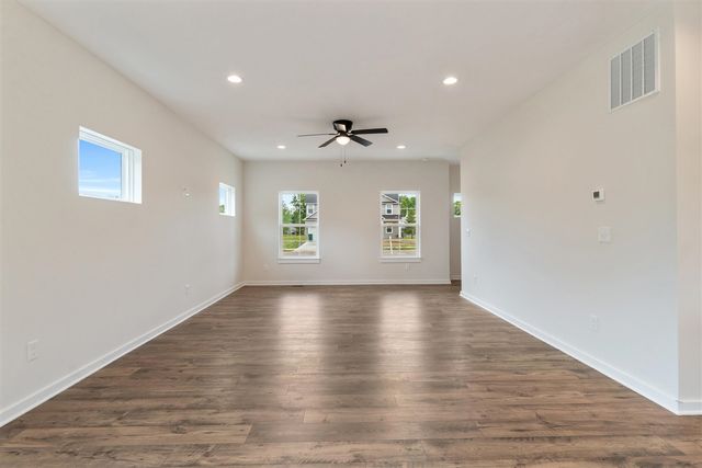 5 E Main Street, Owosso, MI 48867