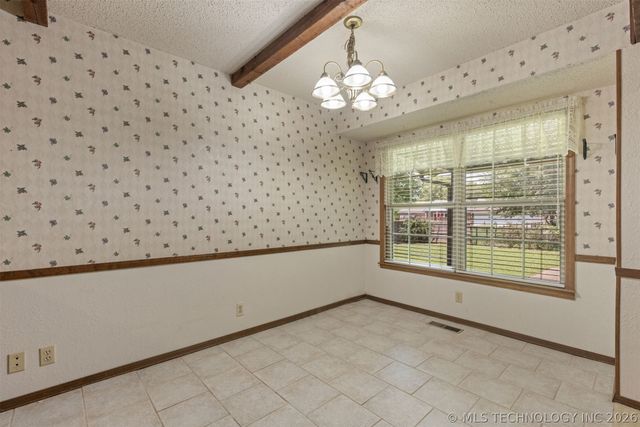12811 E 133rd Street S, Broken Arrow, OK 74011