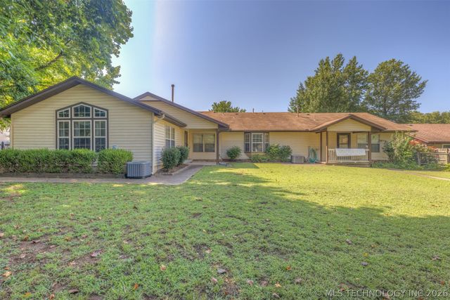 12811 E 133rd Street S, Broken Arrow, OK 74011