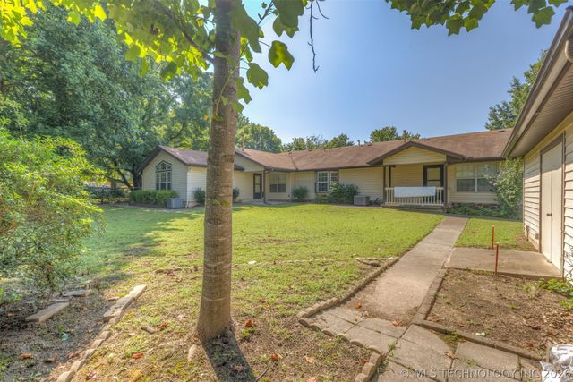 12811 E 133rd Street S, Broken Arrow, OK 74011