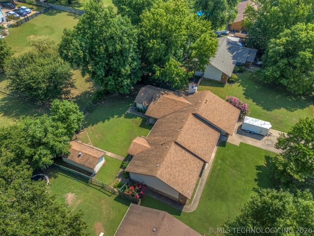 12811 E 133rd Street S, Broken Arrow, OK 74011