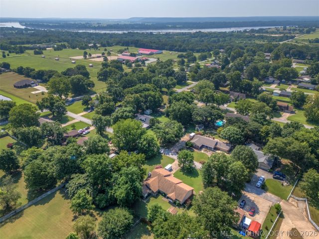 12811 E 133rd Street S, Broken Arrow, OK 74011