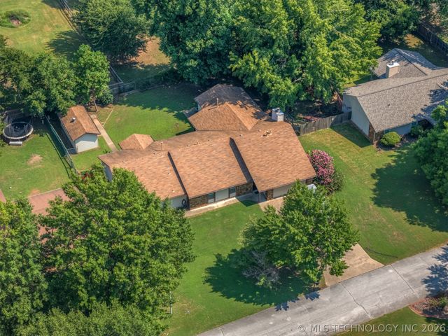 12811 E 133rd Street S, Broken Arrow, OK 74011