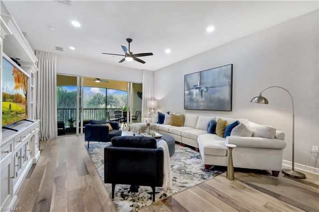 8661 Piazza Del Lago CIR 204, Estero, FL 33928