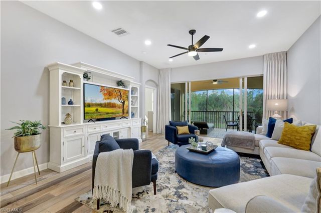 8661 Piazza Del Lago CIR 204, Estero, FL 33928