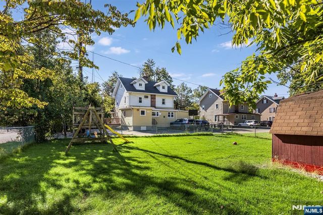 51 Ringwood Avenue, Pompton Lakes, NJ 07442